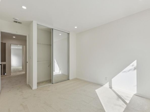 24735 Garwood Glen Dr, Hayward CA 94541