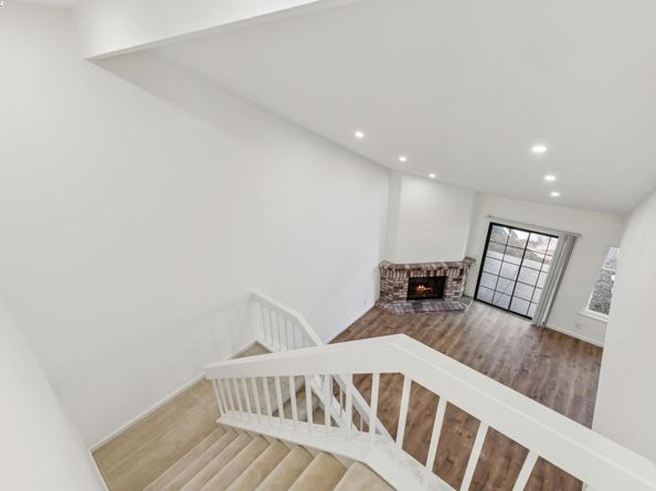 24735 Garwood Glen Dr, Hayward CA 94541