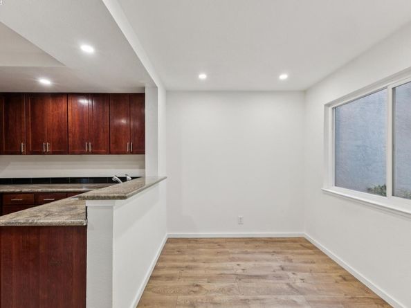 24735 Garwood Glen Dr, Hayward CA 94541