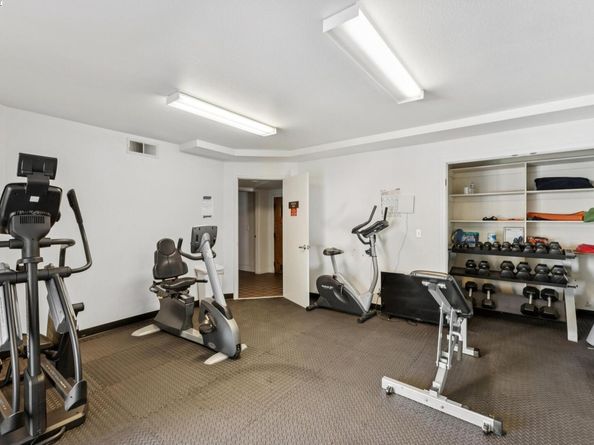 24735 Garwood Glen Dr, Hayward CA 94541