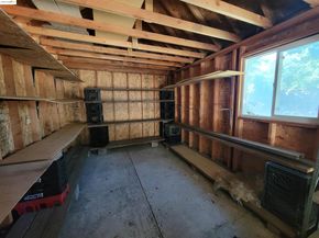 2001 E 27Th St, Oakland CA 94606