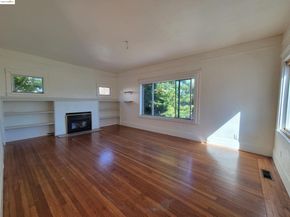 2001 E 27Th St, Oakland CA 94606