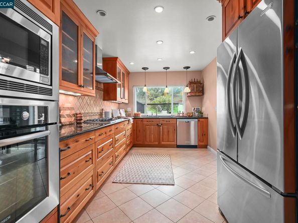 295 Kinross Dr, Walnut Creek CA 94598