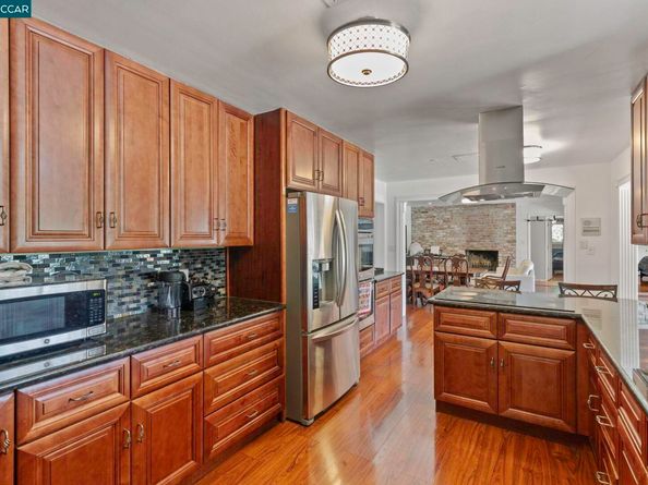 1910 San Miguel Dr, Walnut Creek CA 94596