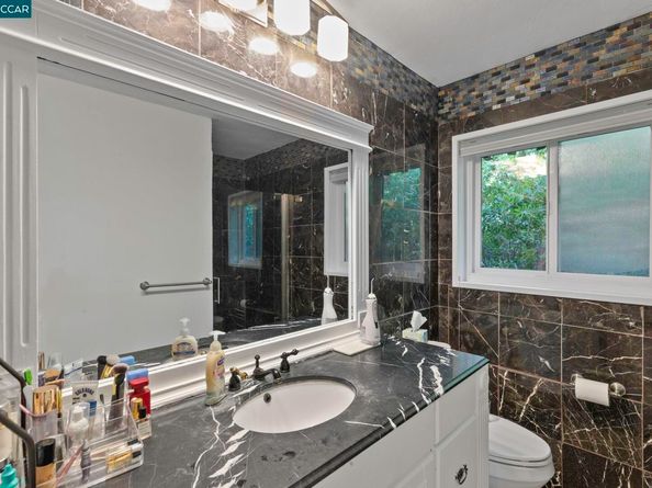 1910 San Miguel Dr, Walnut Creek CA 94596