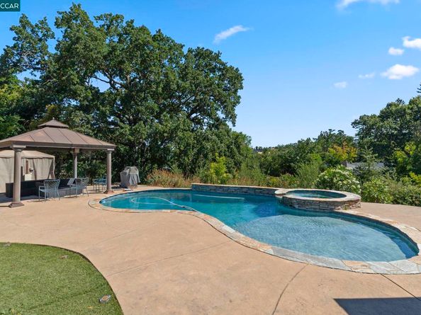 1910 San Miguel Dr, Walnut Creek CA 94596