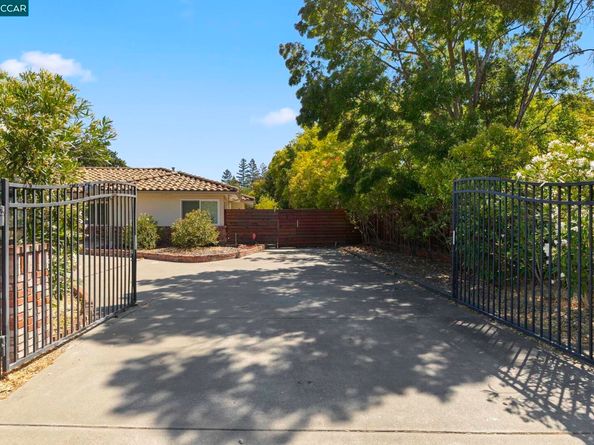1910 San Miguel Dr, Walnut Creek CA 94596