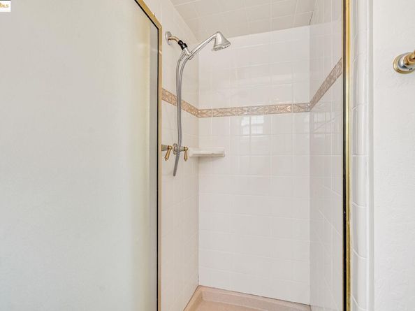 3224 Meadowbrook Dr, Concord CA 94519
