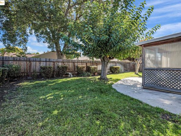 3224 Meadowbrook Dr, Concord CA 94519