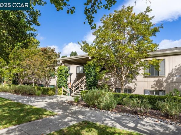 1601 Canyonwood Ct 8, Walnut Creek CA 94595