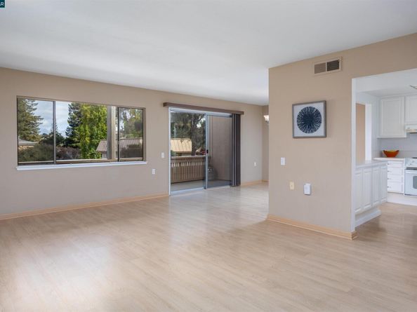 1601 Canyonwood Ct 8, Walnut Creek CA 94595