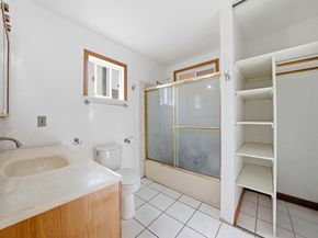 10507 Russet St, Oakland CA 94603