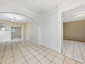 10507 Russet St, Oakland CA 94603