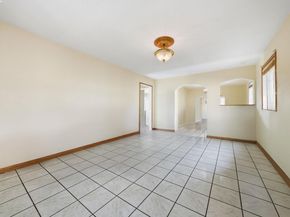 10507 Russet St, Oakland CA 94603