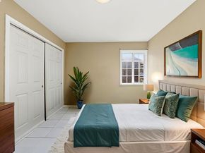 10507 Russet St, Oakland CA 94603