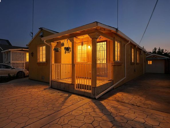 10507 Russet St, Oakland CA 94603