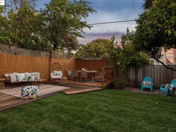515 Mount St, Richmond CA 94805