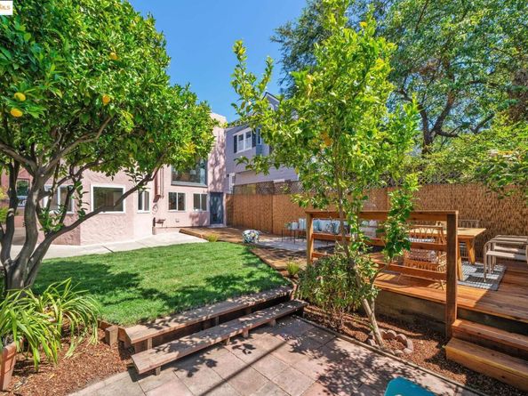 515 Mount St, Richmond CA 94805