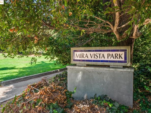 515 Mount St, Richmond CA 94805