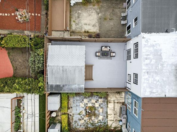 24 Riverton Dr, San Francisco CA 94132