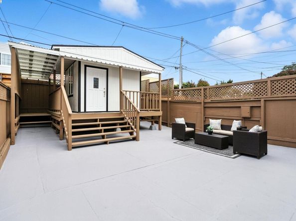 24 Riverton Dr, San Francisco CA 94132