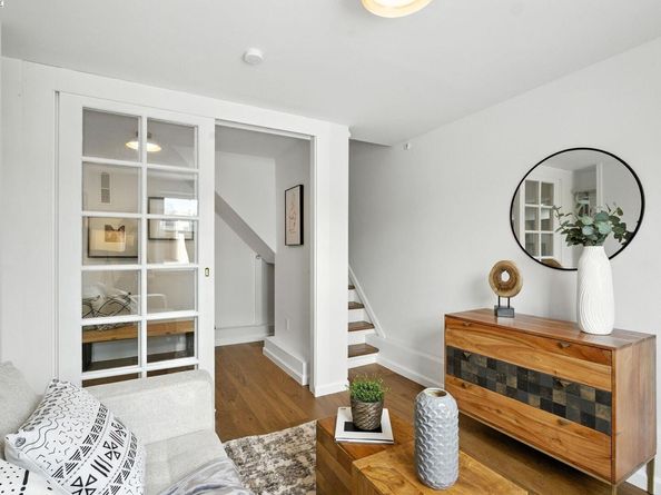 24 Riverton Dr, San Francisco CA 94132
