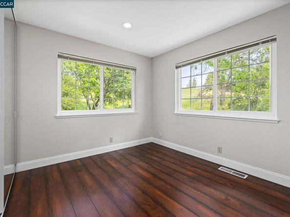 1092 Hillendale Ct, Walnut Creek CA 94596