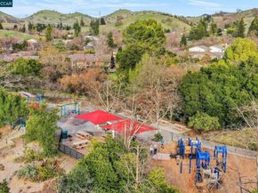 1092 Hillendale Ct, Walnut Creek CA 94596