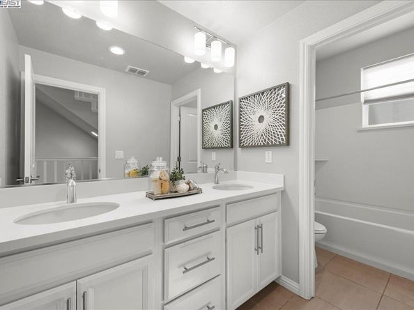 4386 Healdsburg Way, Dublin CA 94568