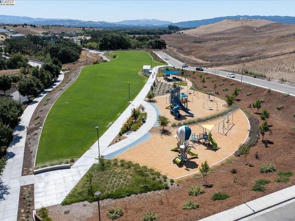 4386 Healdsburg Way, Dublin CA 94568