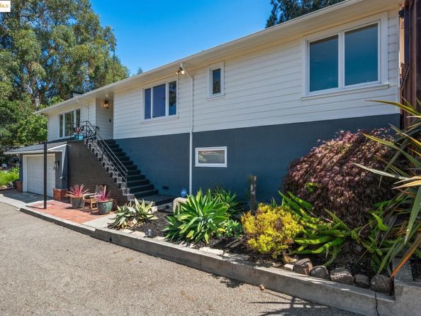 6141 Broadway Ter, Oakland CA 94618