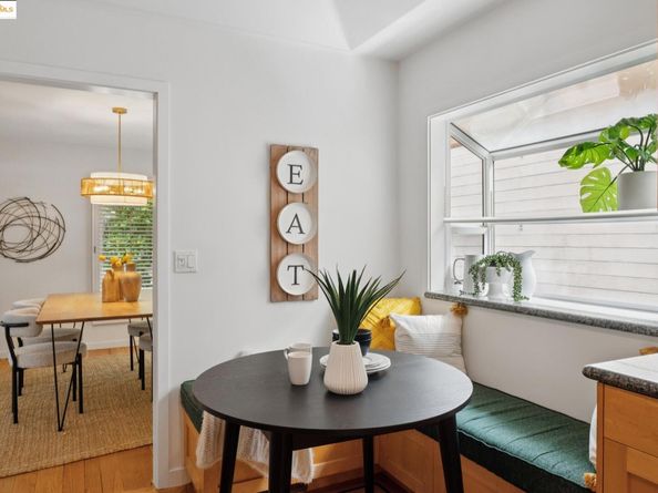6141 Broadway Ter, Oakland CA 94618