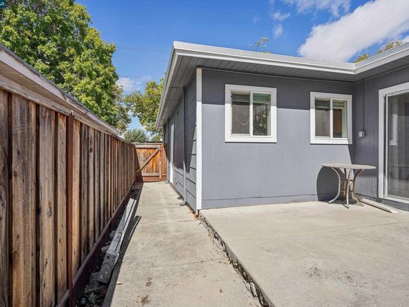 2838 Loma Vista Ave, Concord CA 94520