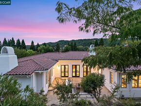 6 Whiting Ct, Moraga CA 94556