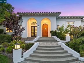 6 Whiting Ct, Moraga CA 94556