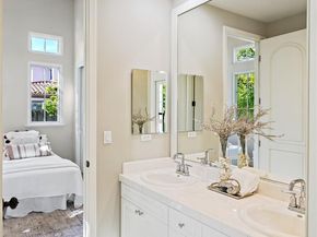 6 Whiting Ct, Moraga CA 94556