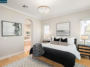 6 Whiting Ct, Moraga CA 94556