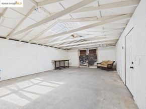 2602 Adeline St, Oakland CA 94607