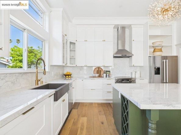 2602 Adeline St, Oakland CA 94607