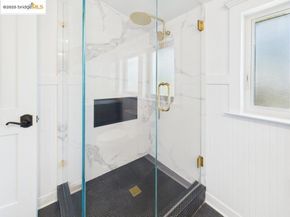 2602 Adeline St, Oakland CA 94607