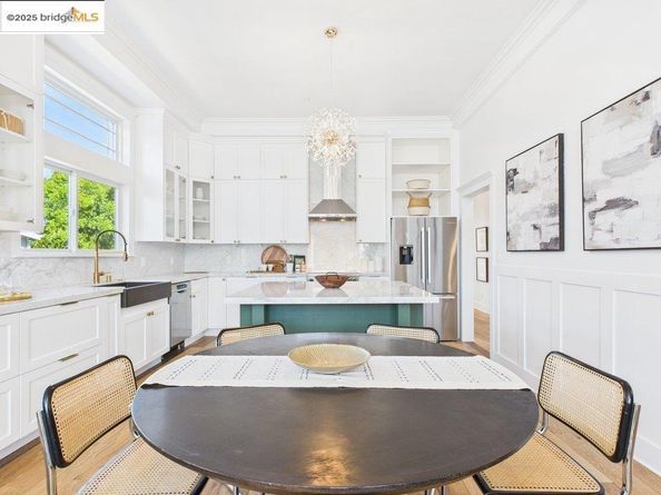2602 Adeline St, Oakland CA 94607