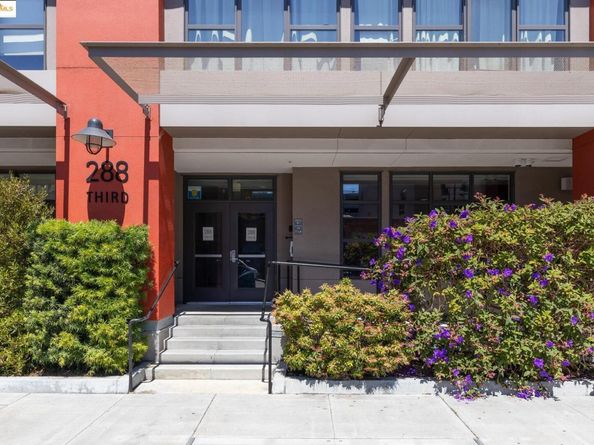 288 3rd St 507, Oakland CA 94607