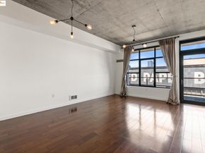 288 3rd St 507, Oakland CA 94607