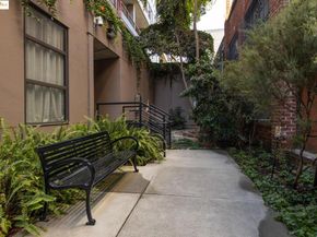 288 3rd St 507, Oakland CA 94607