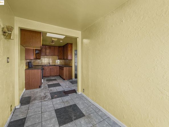 41 Apollo St, San Francisco CA 94124