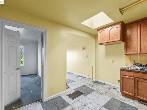 41 Apollo St, San Francisco CA 94124