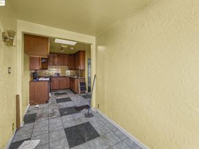 41 Apollo St, San Francisco CA 94124