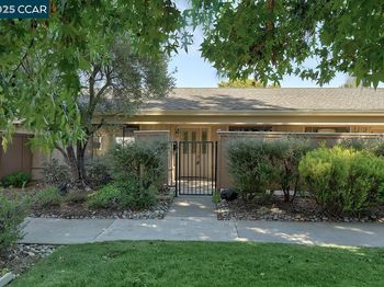 2308 Pine Knoll Dr