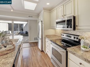 2308 Pine Knoll Dr 3, Walnut Creek CA 94595