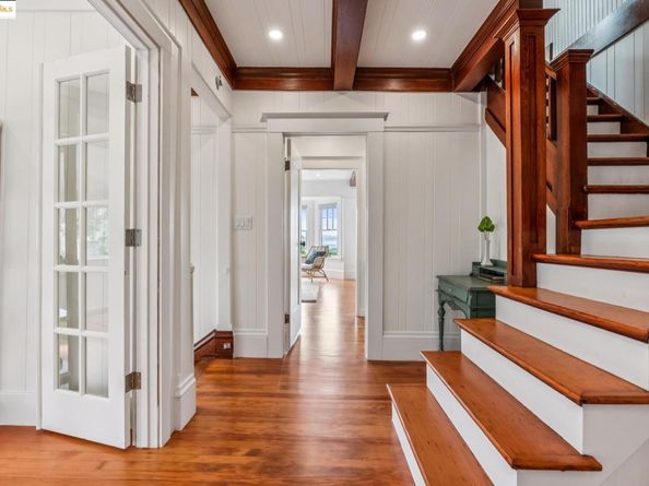 60 Panoramic Way, Berkeley CA 94704